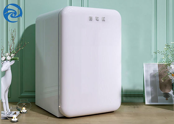 Pembukaan Samping 72 Liter Kulkas Mini Kecil 2.4 Kaki Kubik Freezer Penuh